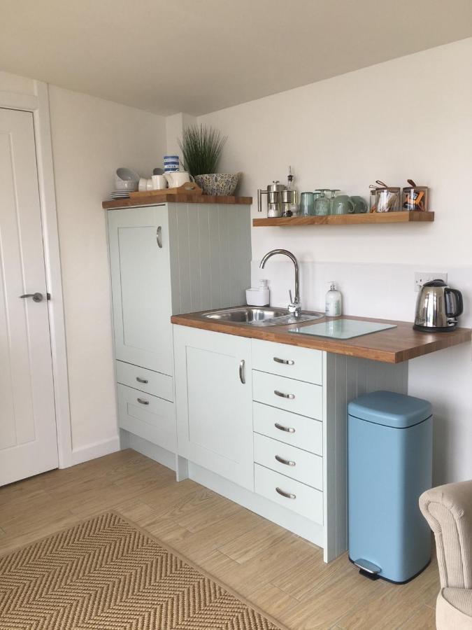 1-Bedroom Chalet With Parking On Site Looe Eksteriør bilde